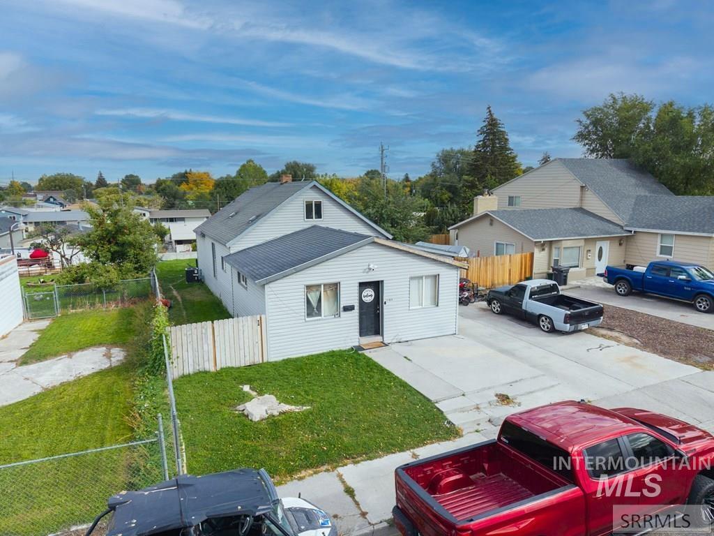 1164 Cassia Avenue, Idaho Falls, Idaho 83402, 3 Bedrooms, 1 Bathroom, Residential For Sale, Price $325,000, 98982070