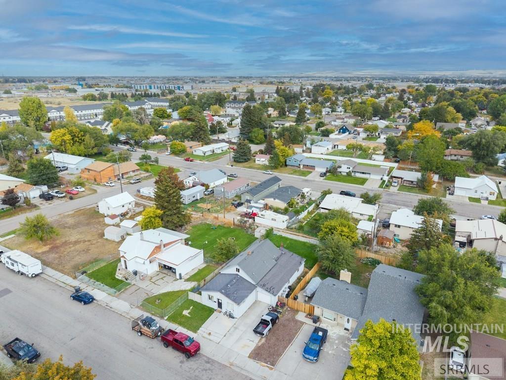 1164 Cassia Avenue, Idaho Falls, Idaho 83402, 3 Bedrooms, 1 Bathroom, Residential For Sale, Price $325,000, 98982070