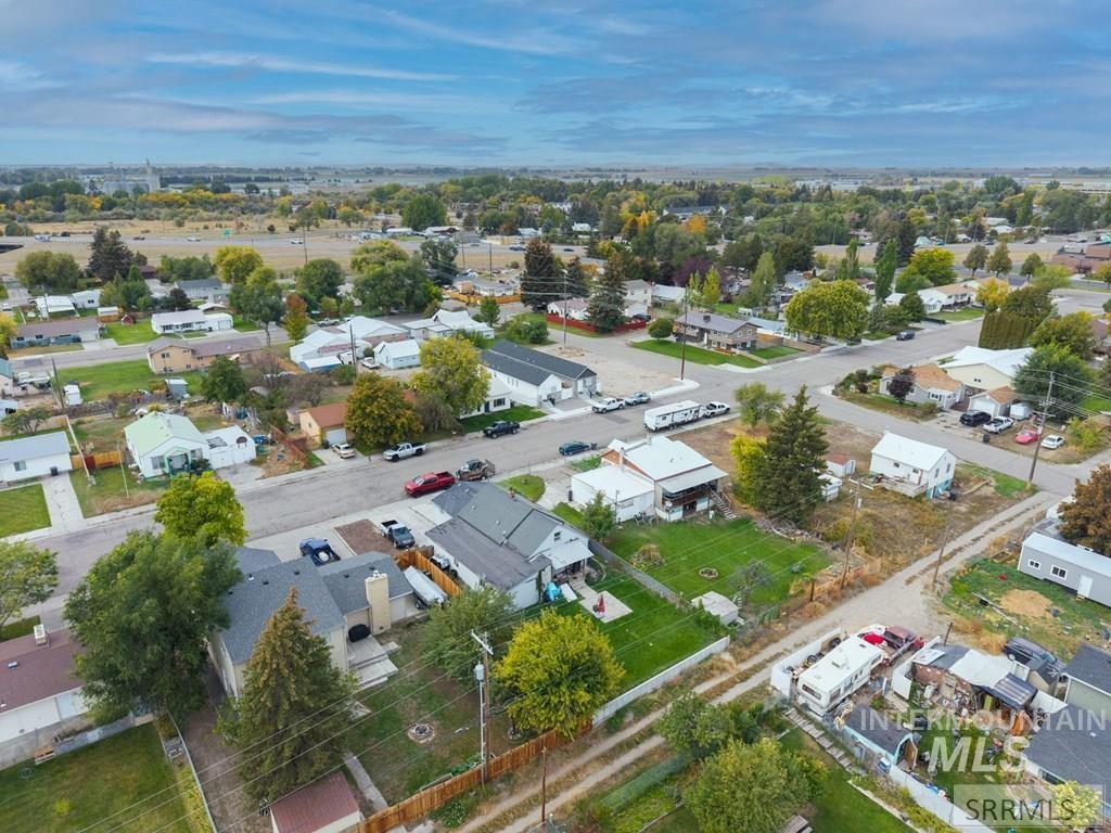 1164 Cassia Avenue, Idaho Falls, Idaho 83402, 3 Bedrooms, 1 Bathroom, Residential For Sale, Price $325,000, 98982070