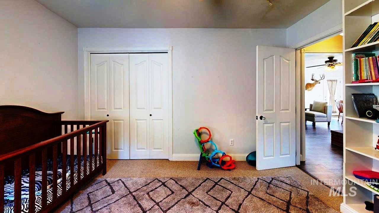 17082 Snake River Road, Asotin, Washington 99402, 2 Bedrooms, 1 Bathroom, Residential For Sale, Price $520,000, 98982071