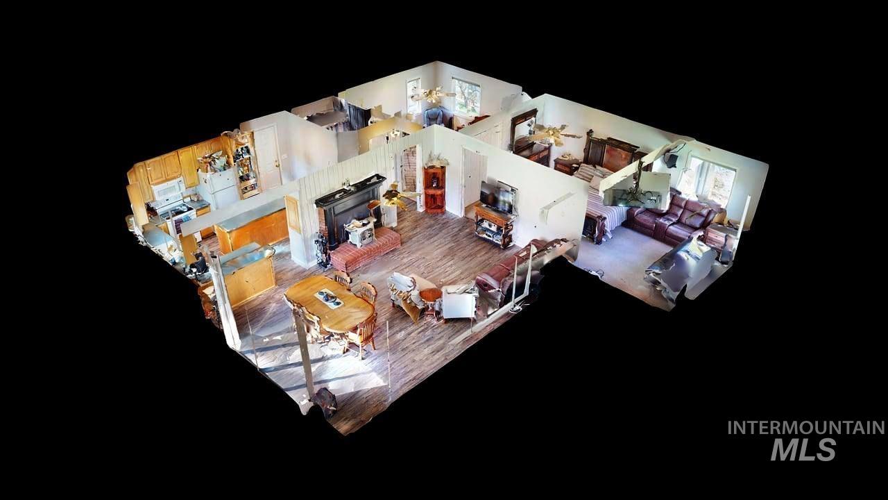 17082 Snake River Road, Asotin, Washington 99402, 2 Bedrooms, 1 Bathroom, Residential For Sale, Price $520,000, 98982071