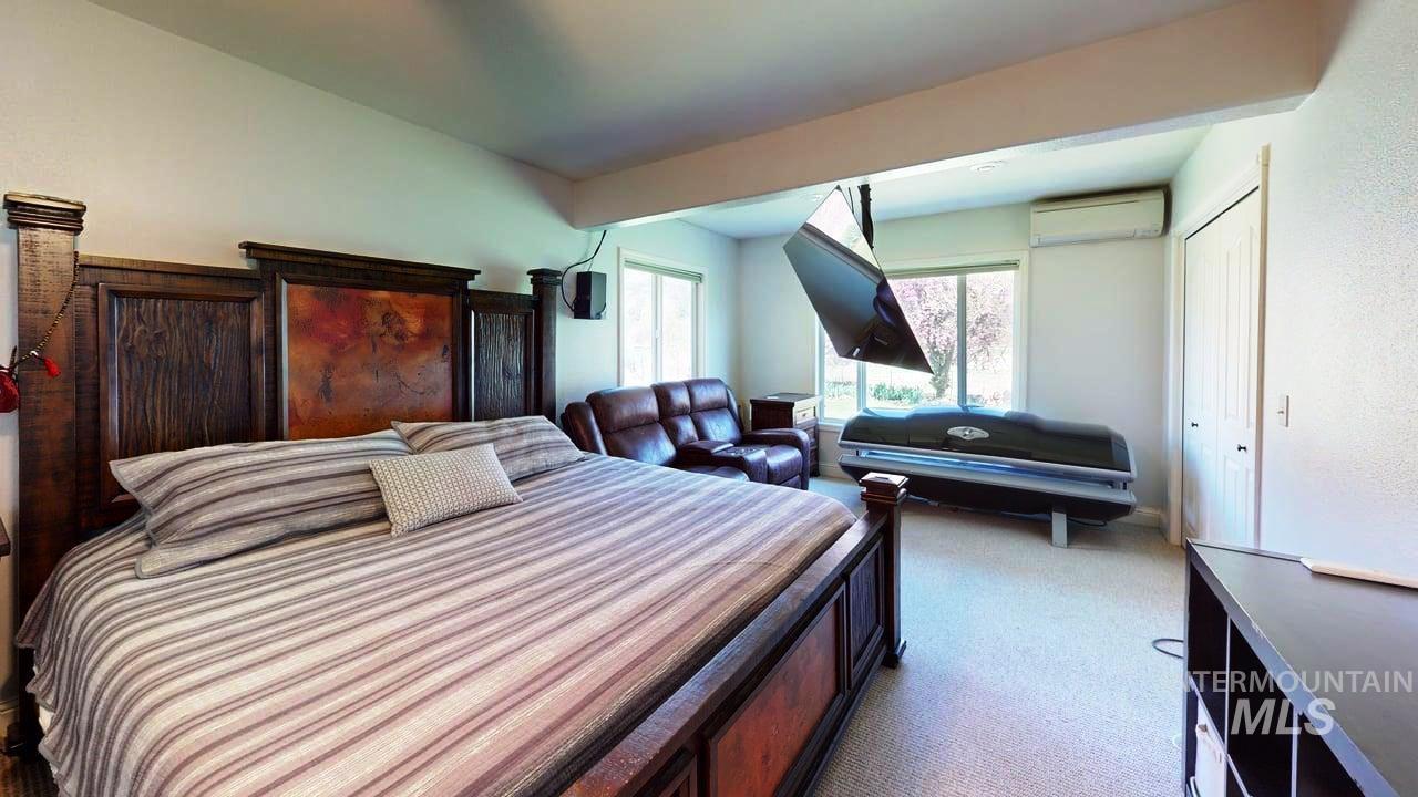 17082 Snake River Road, Asotin, Washington 99402, 2 Bedrooms, 1 Bathroom, Residential For Sale, Price $520,000, 98982071