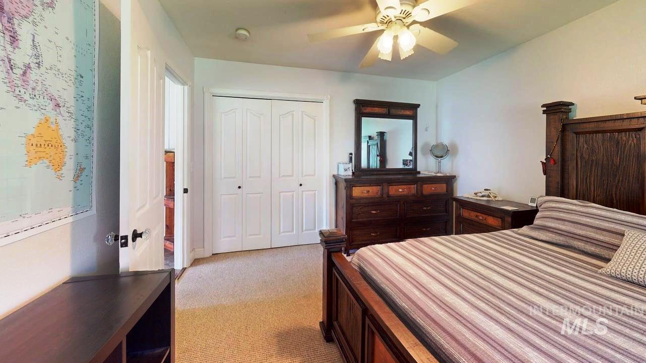 17082 Snake River Road, Asotin, Washington 99402, 2 Bedrooms, 1 Bathroom, Residential For Sale, Price $520,000, 98982071