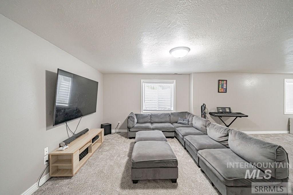 3860 E 390 N, Rigby, Idaho 83442, 6 Bedrooms, 1 Bathroom, Residential For Sale, Price $574,900, 98982072