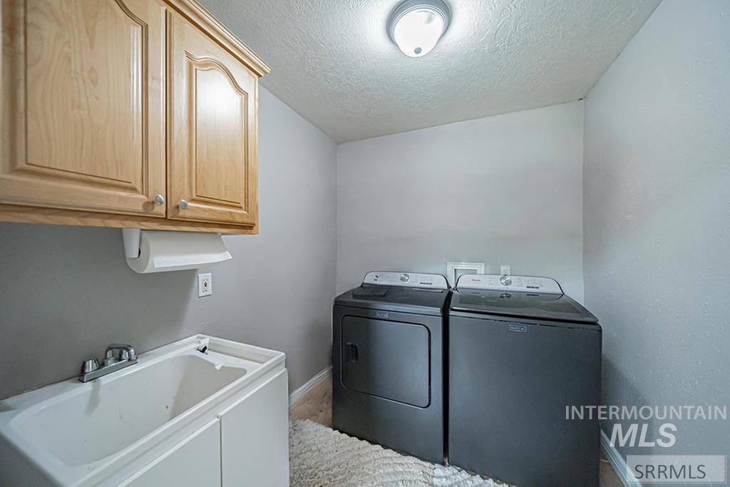 3860 E 390 N, Rigby, Idaho 83442, 6 Bedrooms, 1 Bathroom, Residential For Sale, Price $574,900, 98982072