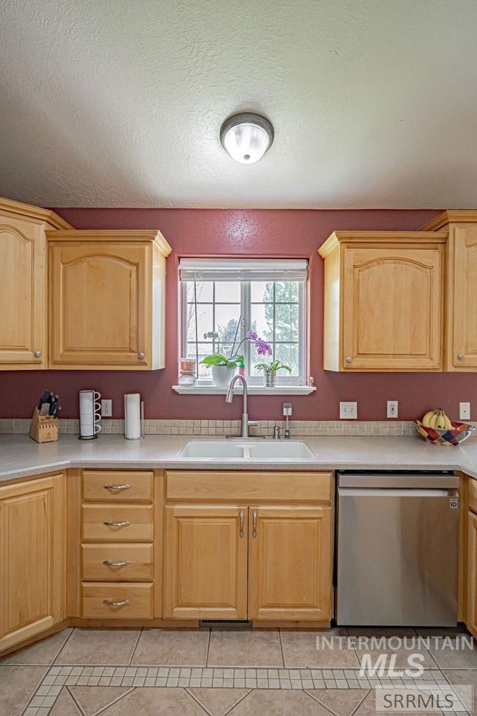 3860 E 390 N, Rigby, Idaho 83442, 6 Bedrooms, 1 Bathroom, Residential For Sale, Price $574,900, 98982072