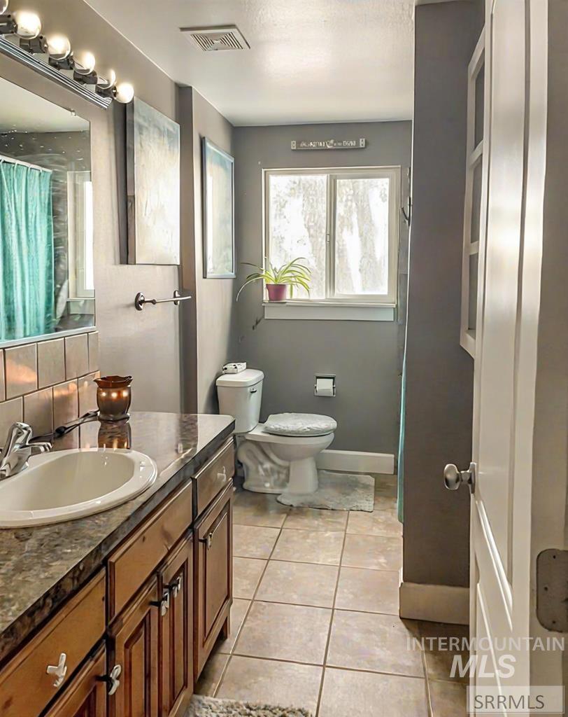 2483 Mars Street, Idaho Falls, Idaho 83402, 4 Bedrooms, 2 Bathrooms, Residential For Sale, Price $399,000, 98982073