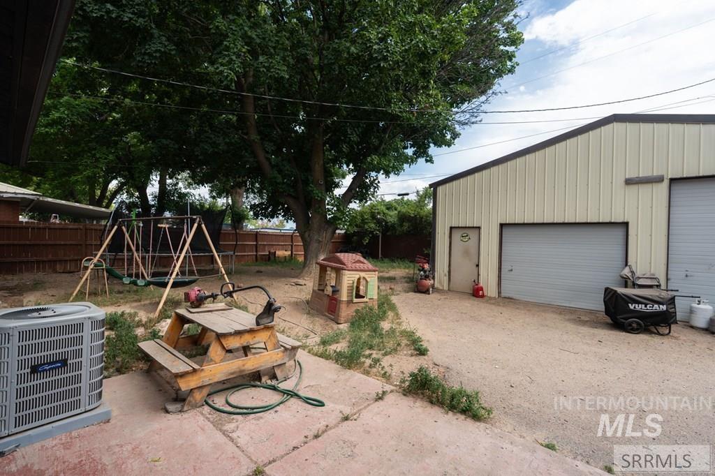 2483 Mars Street, Idaho Falls, Idaho 83402, 4 Bedrooms, 2 Bathrooms, Residential For Sale, Price $399,000, 98982073