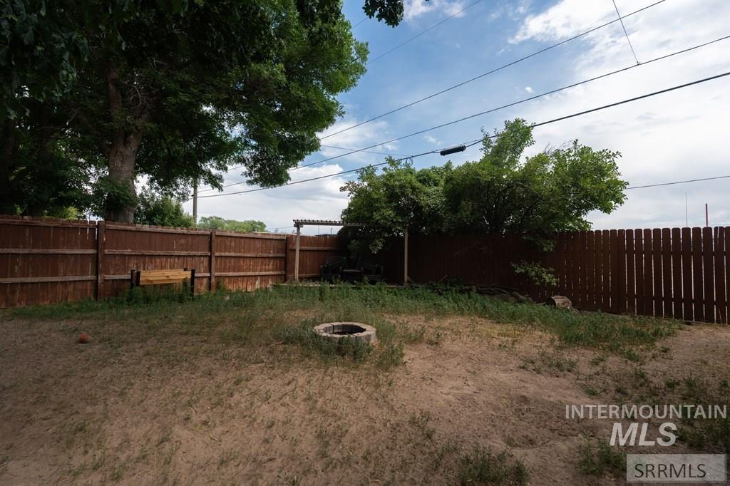 2483 Mars Street, Idaho Falls, Idaho 83402, 4 Bedrooms, 2 Bathrooms, Residential For Sale, Price $399,000, 98982073