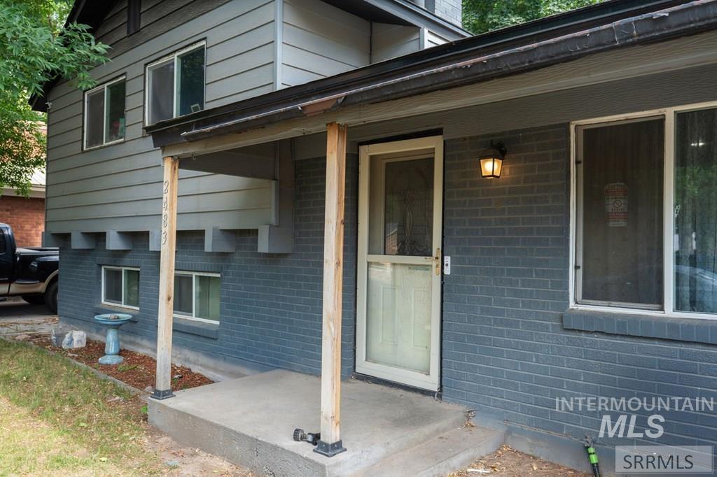 2483 Mars Street, Idaho Falls, Idaho 83402, 4 Bedrooms, 2 Bathrooms, Residential For Sale, Price $399,000, 98982073