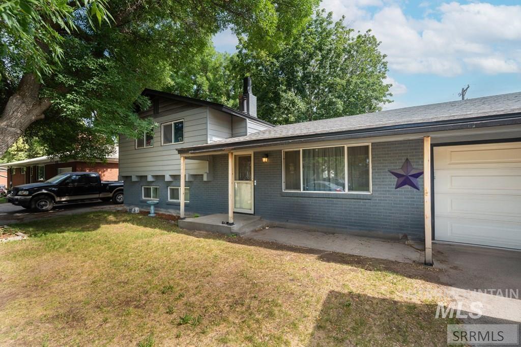 2483 Mars Street, Idaho Falls, Idaho 83402, 4 Bedrooms, 2 Bathrooms, Residential For Sale, Price $399,000, 98982073