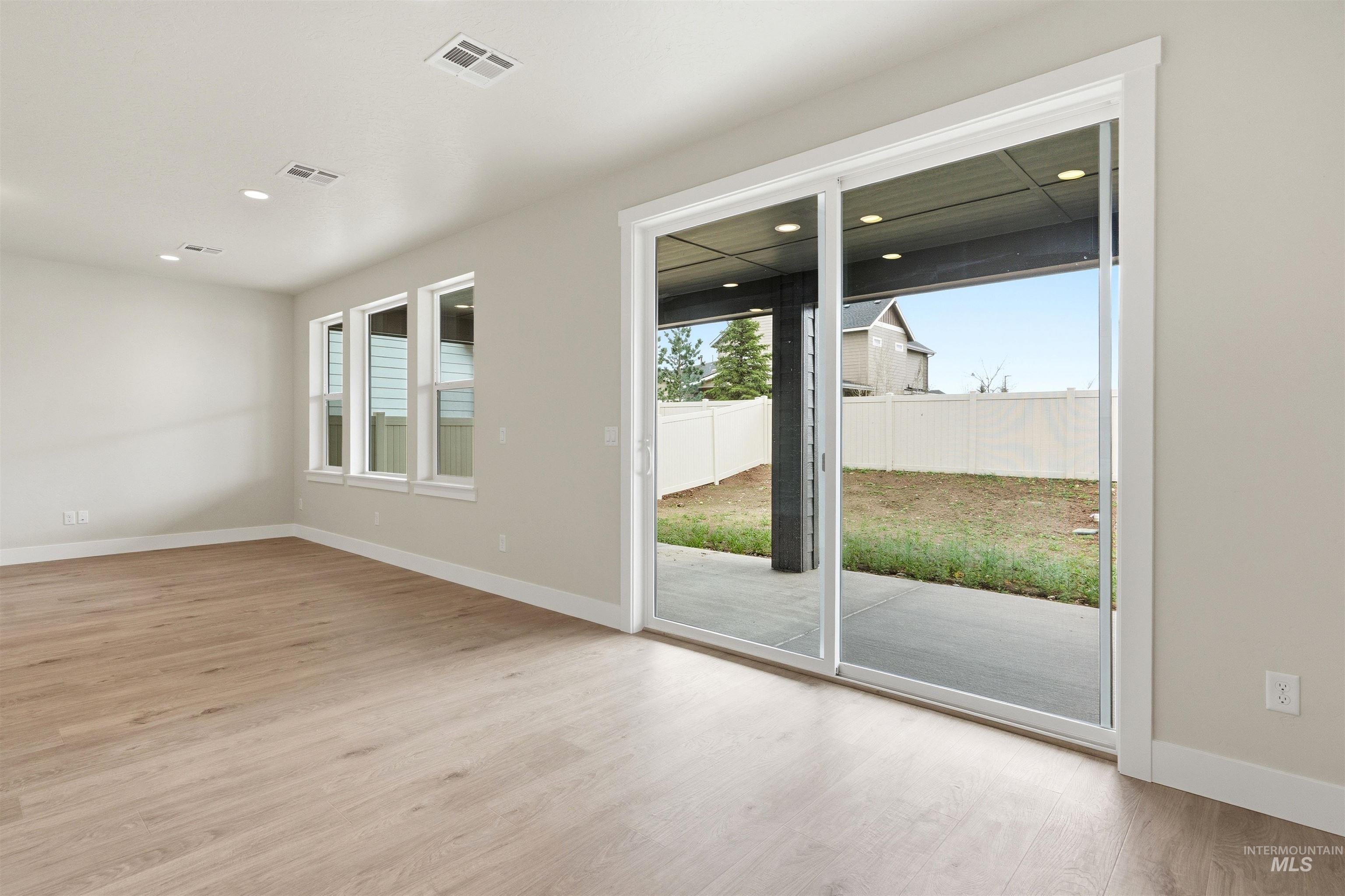 5536 W Lost Rapids St, Meridian, Idaho 83646, 3 Bedrooms, 2.5 Bathrooms, Residential For Sale, Price $498,990, 98982074