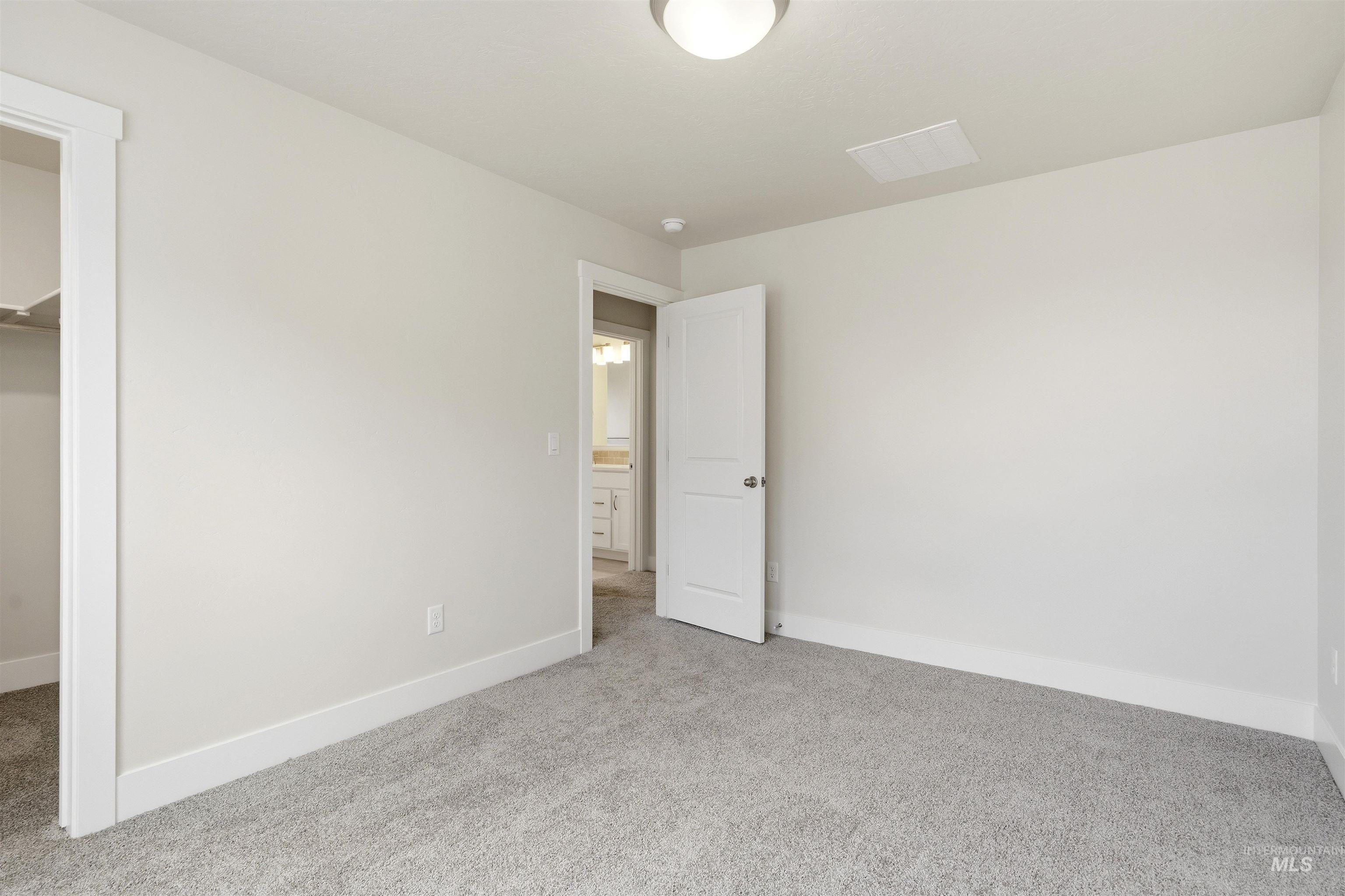 5536 W Lost Rapids St, Meridian, Idaho 83646, 3 Bedrooms, 2.5 Bathrooms, Residential For Sale, Price $498,990, 98982074