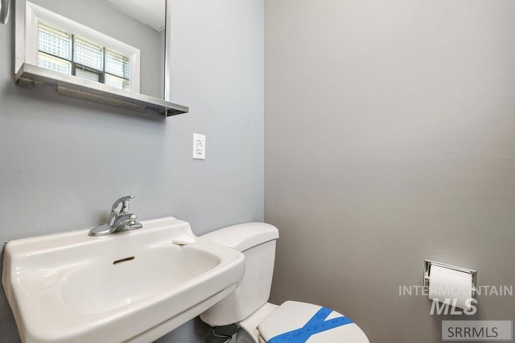 191 E Booth Street, Lava Hot Springs, Idaho 83246, 3 Bedrooms, 2.5 Bathrooms, Residential For Sale, Price $465,000, 98982077