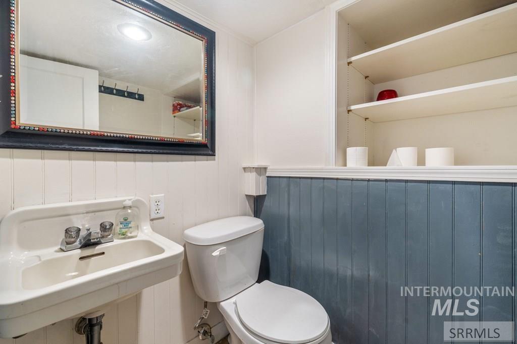 191 E Booth Street, Lava Hot Springs, Idaho 83246, 3 Bedrooms, 2.5 Bathrooms, Residential For Sale, Price $465,000, 98982077