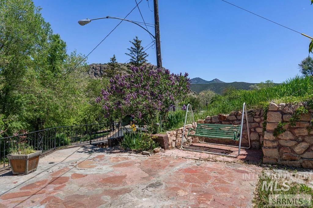 191 E Booth Street, Lava Hot Springs, Idaho 83246, 3 Bedrooms, 2.5 Bathrooms, Residential For Sale, Price $465,000, 98982077