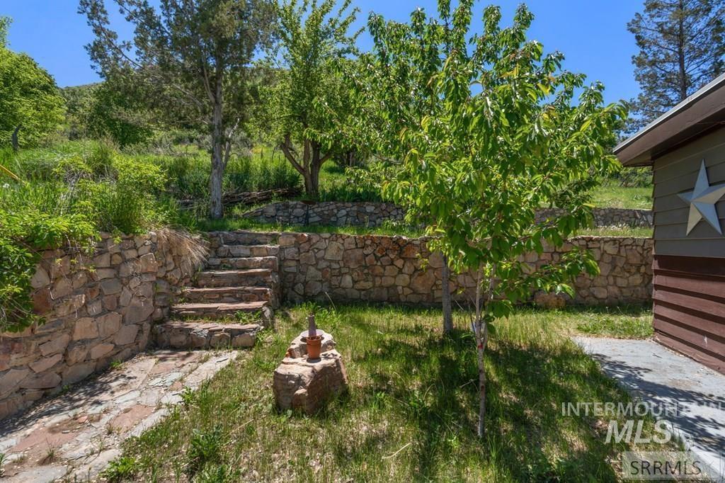 191 E Booth Street, Lava Hot Springs, Idaho 83246, 3 Bedrooms, 2.5 Bathrooms, Residential For Sale, Price $465,000, 98982077