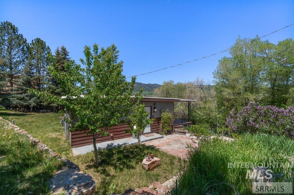 191 E Booth Street, Lava Hot Springs, Idaho 83246, 3 Bedrooms, 2.5 Bathrooms, Residential For Sale, Price $465,000, 98982077