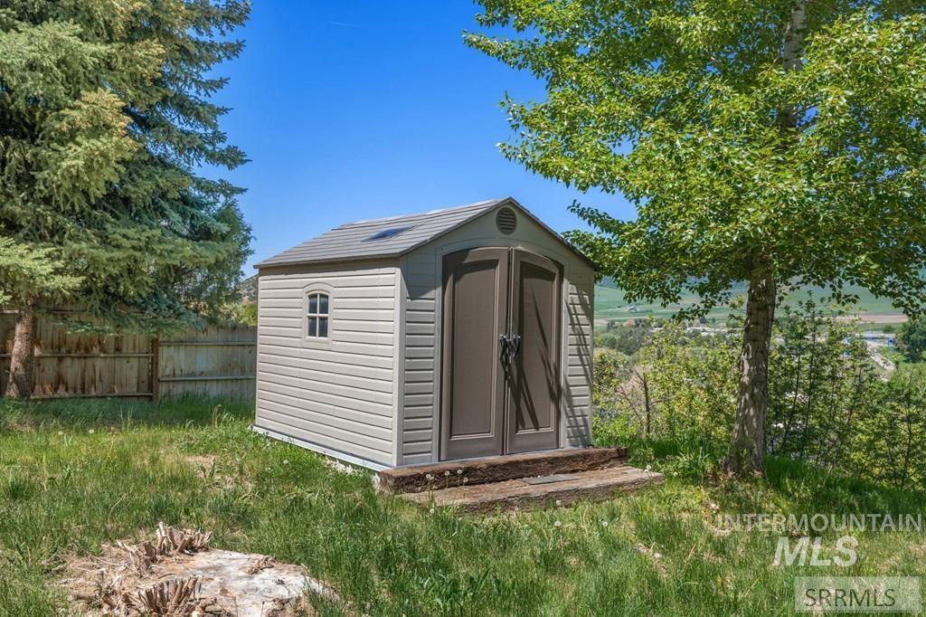 191 E Booth Street, Lava Hot Springs, Idaho 83246, 3 Bedrooms, 2.5 Bathrooms, Residential For Sale, Price $465,000, 98982077