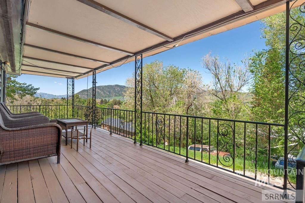 191 E Booth Street, Lava Hot Springs, Idaho 83246, 3 Bedrooms, 2.5 Bathrooms, Residential For Sale, Price $465,000, 98982077