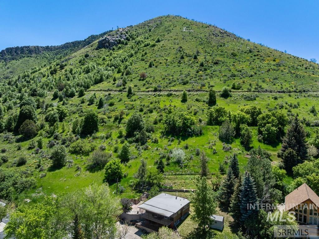 191 E Booth Street, Lava Hot Springs, Idaho 83246, 3 Bedrooms, 2.5 Bathrooms, Residential For Sale, Price $465,000, 98982077