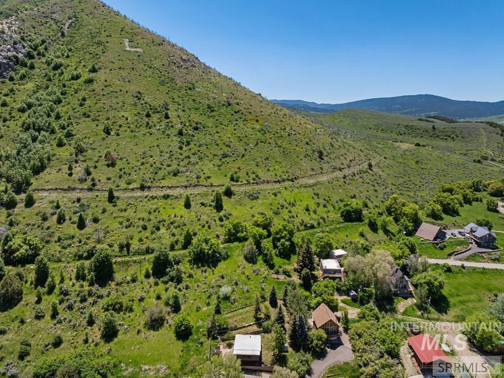 191 E Booth Street, Lava Hot Springs, Idaho 83246, 3 Bedrooms, 2.5 Bathrooms, Residential For Sale, Price $465,000, 98982077