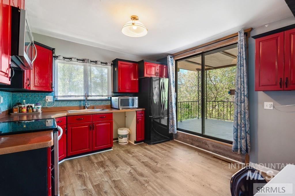 191 E Booth Street, Lava Hot Springs, Idaho 83246, 3 Bedrooms, 2.5 Bathrooms, Residential For Sale, Price $465,000, 98982077