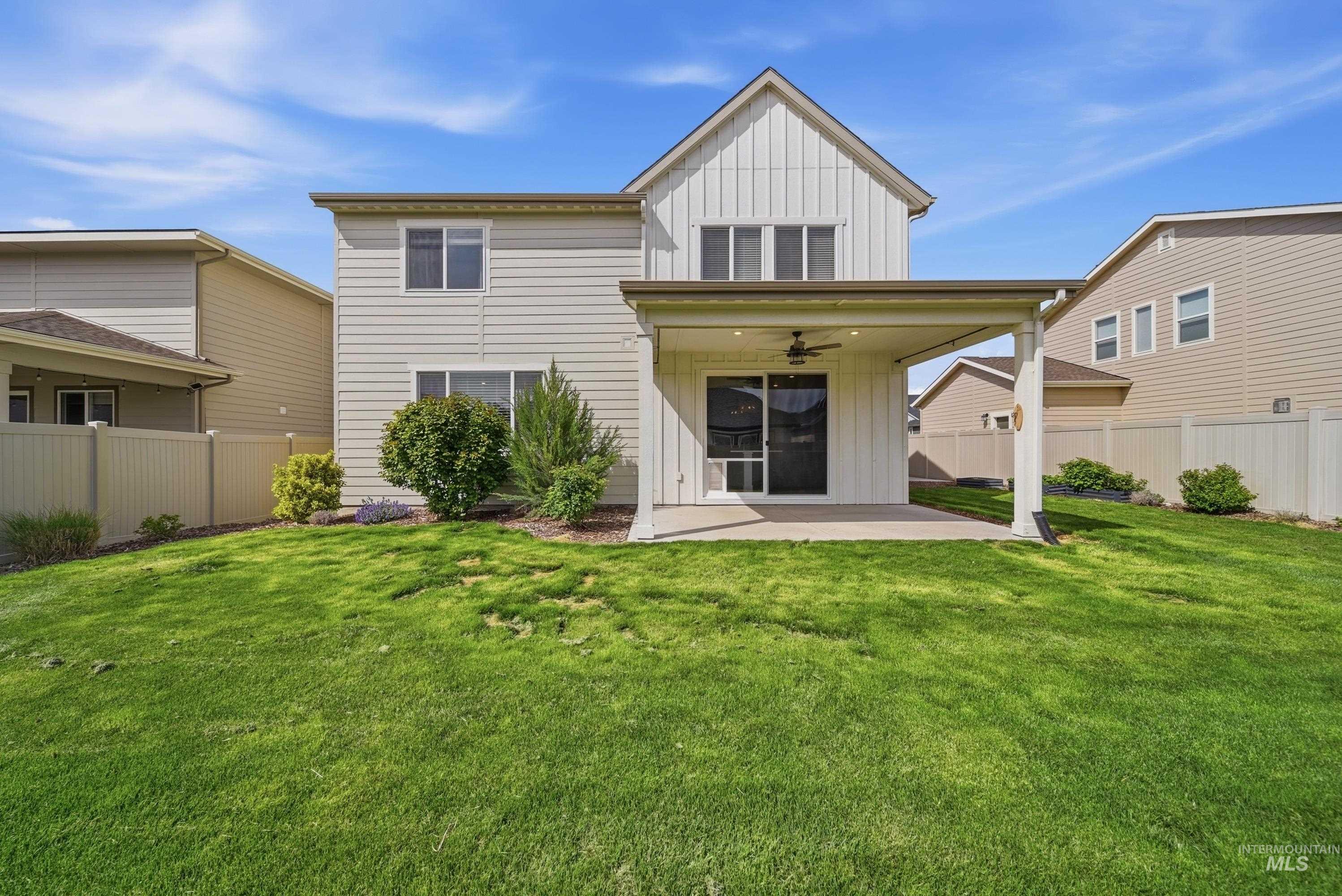 11079 Roaring Fork St, Caldwell, Idaho 83605, 4 Bedrooms, 2.5 Bathrooms, Residential For Sale, Price $475,000, 98982078