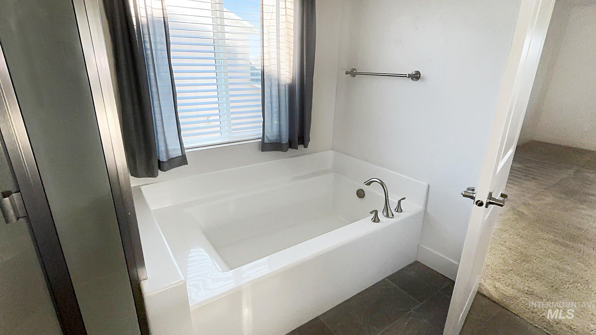 11079 Roaring Fork St, Caldwell, Idaho 83605, 3 Bedrooms, 2.5 Bathrooms, Residential For Sale, Price $485,000, 98982078