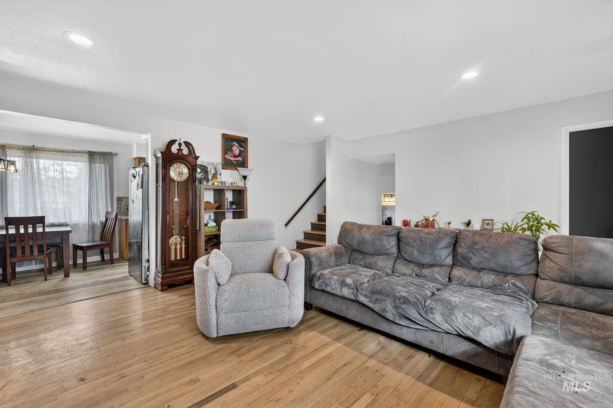 900 Stanger Avenue, Idaho Falls, Idaho 83404, 5 Bedrooms, 2 Bathrooms, Residential For Sale, Price $379,000, 98982079