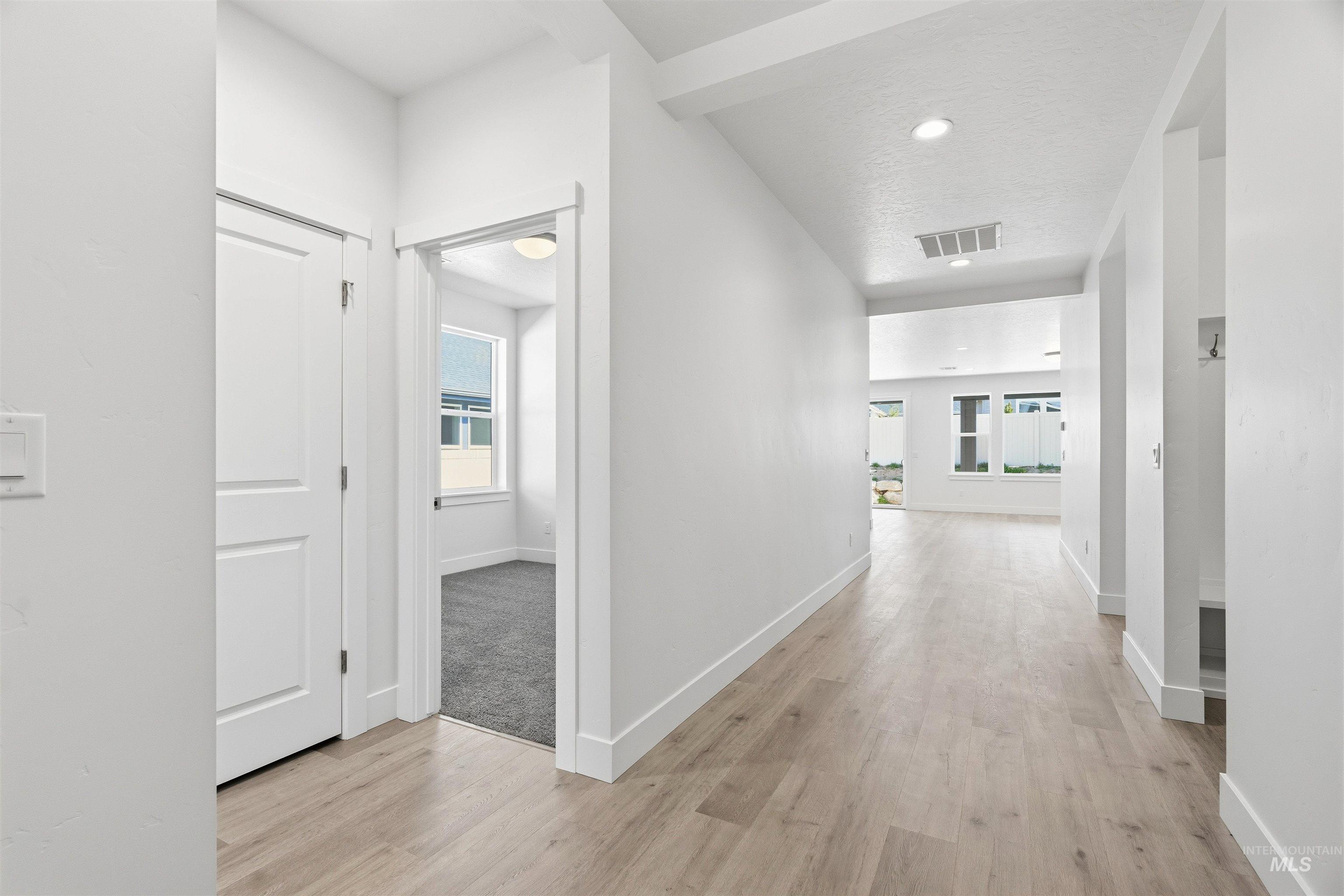 5770 N Arctic Point Ave, Meridian, Idaho 83646, 4 Bedrooms, 3 Bathrooms, Residential For Sale, Price $507,990, 98982081