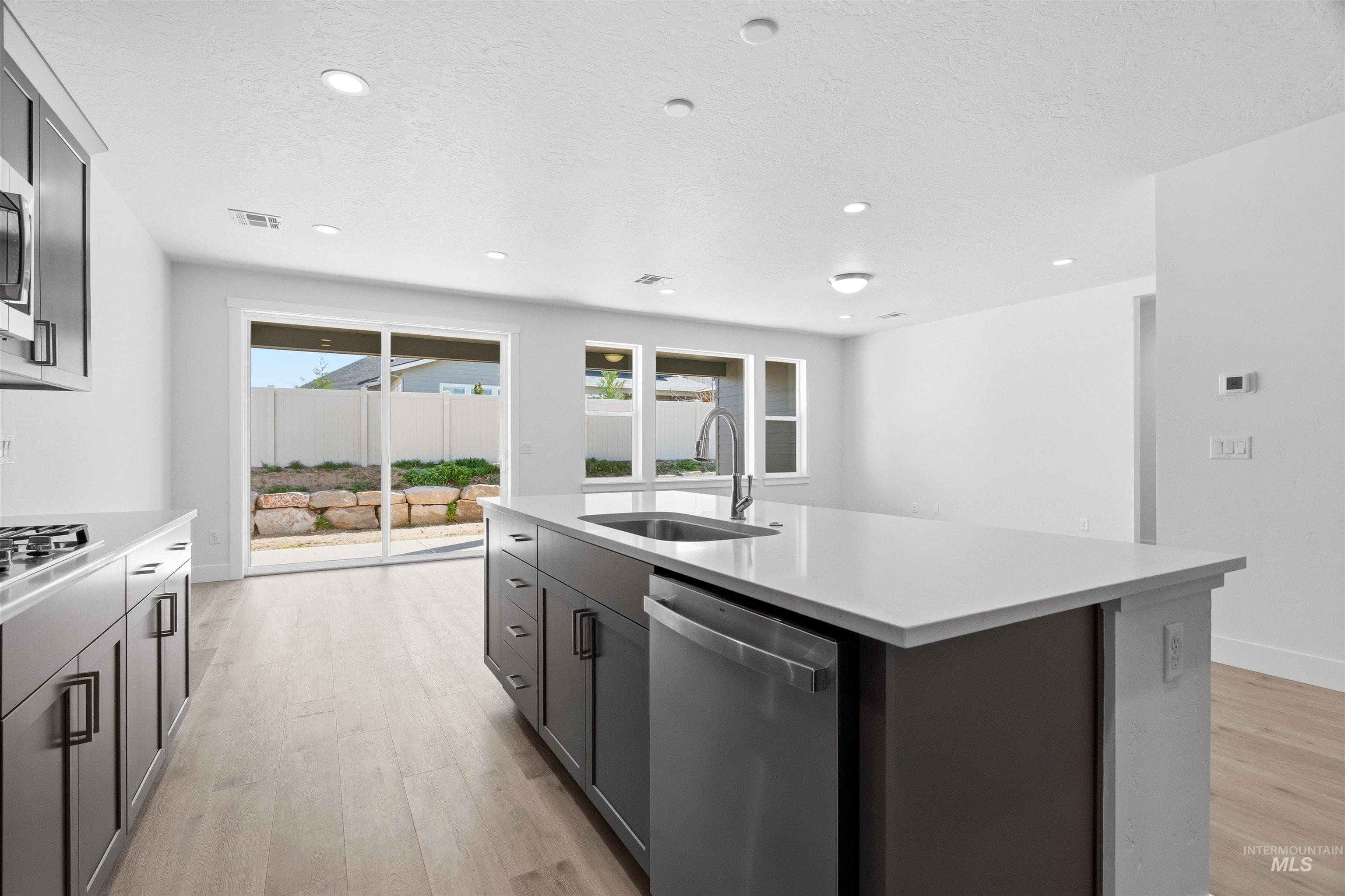 5770 N Arctic Point Ave, Meridian, Idaho 83646, 4 Bedrooms, 3 Bathrooms, Residential For Sale, Price $507,990, 98982081