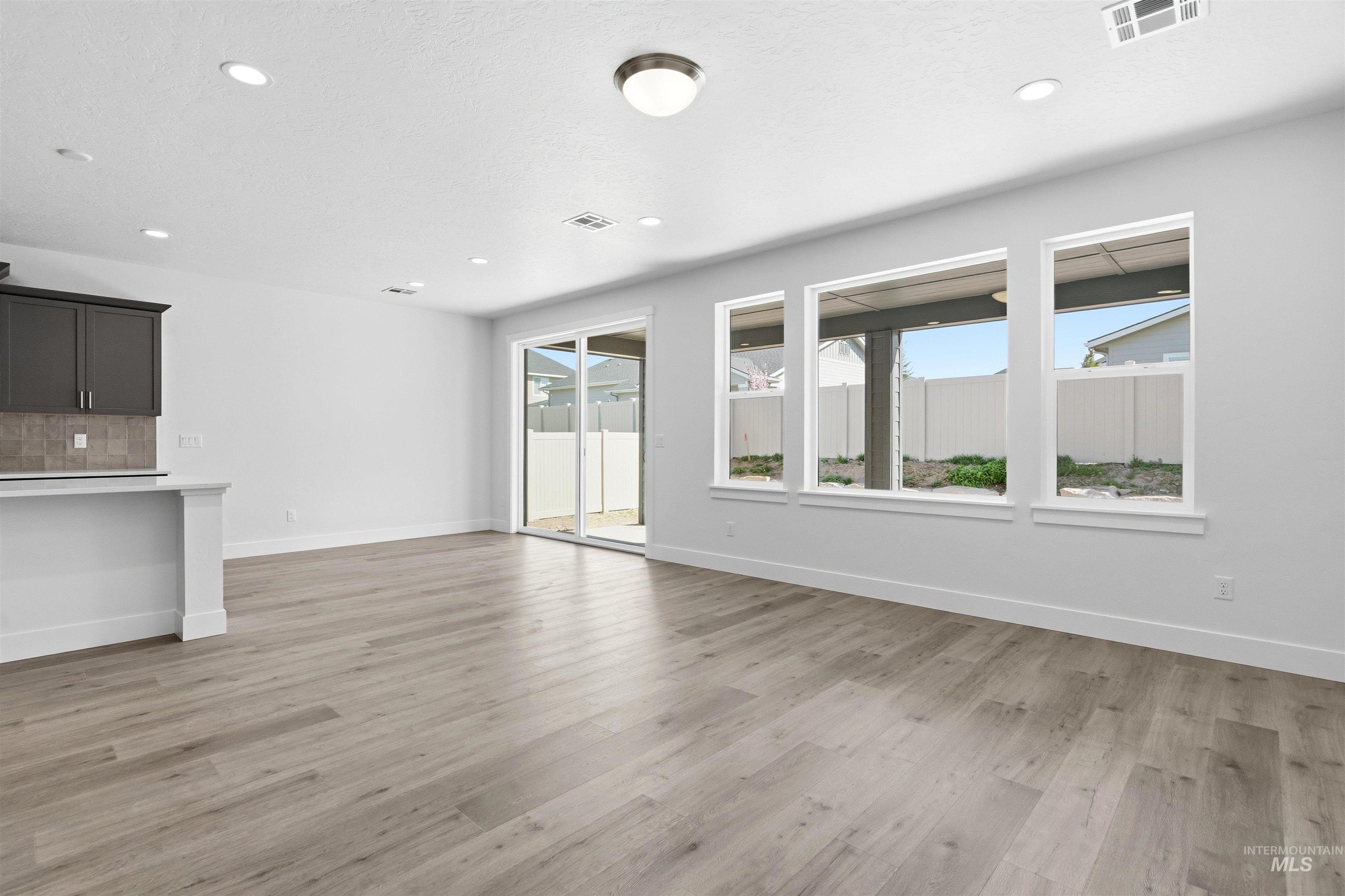 5770 N Arctic Point Ave, Meridian, Idaho 83646, 4 Bedrooms, 3 Bathrooms, Residential For Sale, Price $507,990, 98982081