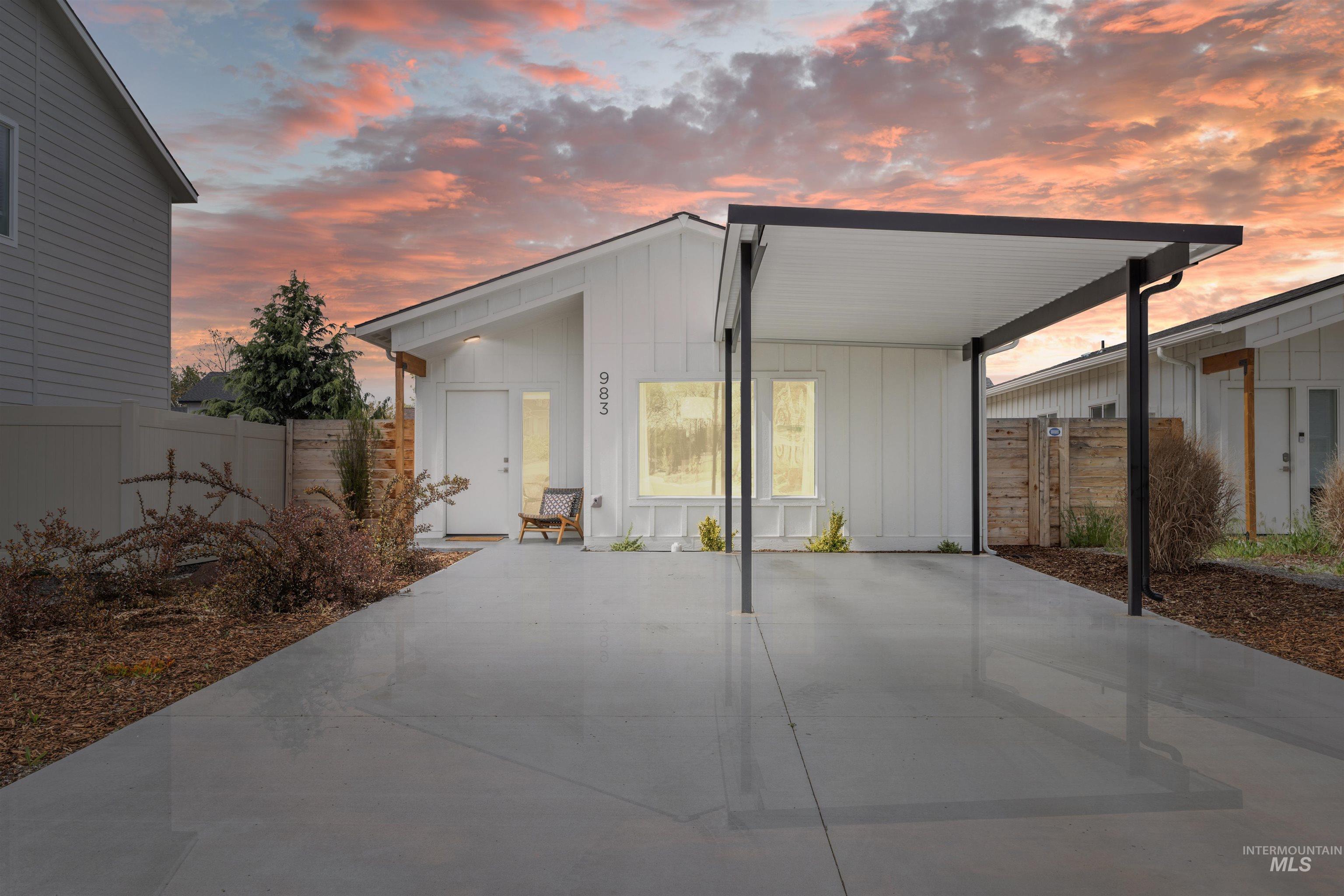 983 N Nichole Ave, Boise, Idaho 83713, 3 Bedrooms, 2 Bathrooms, Residential For Sale, Price $375,950, 98982082