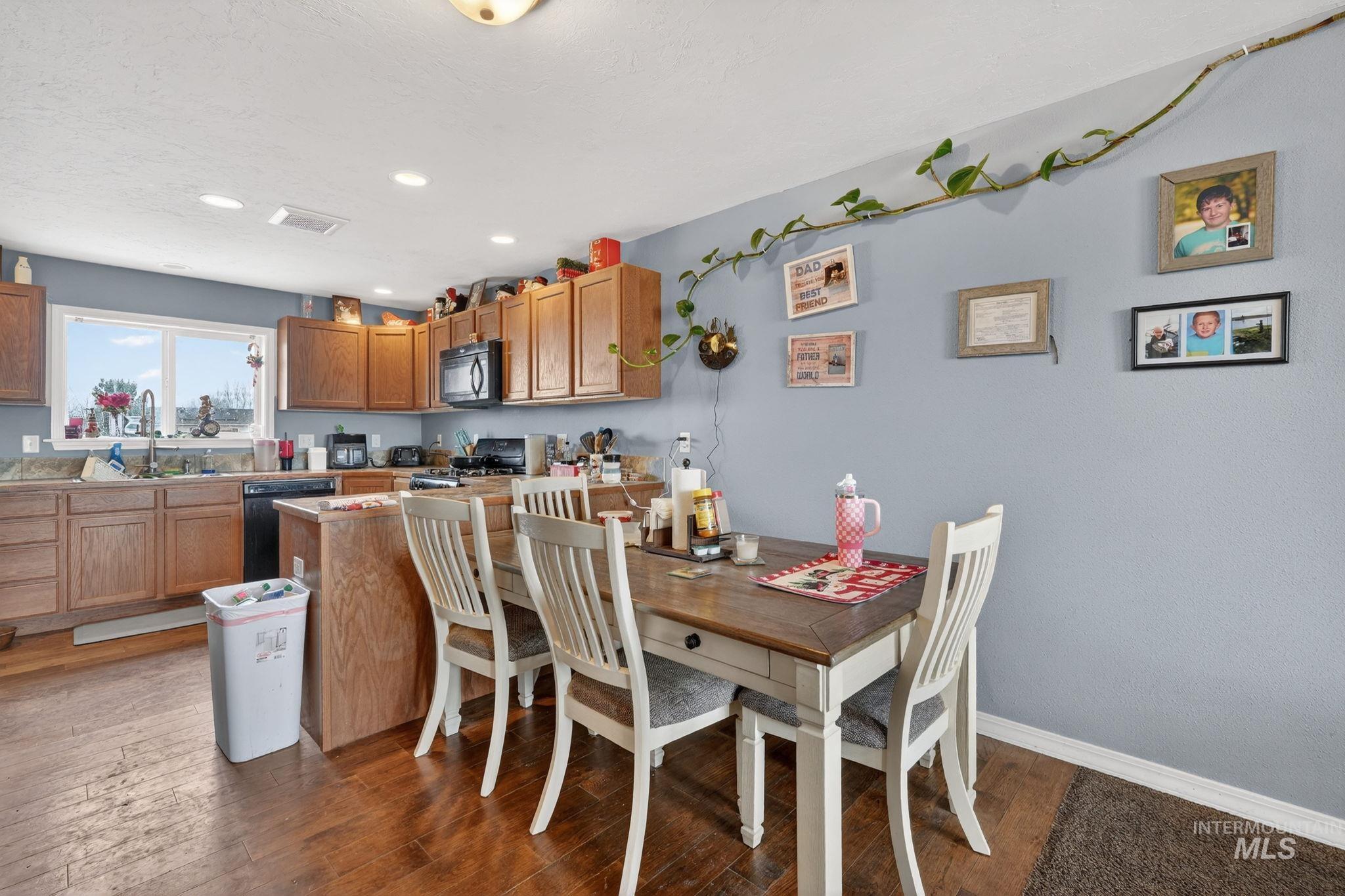 3969 E Deloy Drive, Idaho Falls, Idaho 83401, 3 Bedrooms, 2 Bathrooms, Residential For Sale, Price $399,000, 98982083