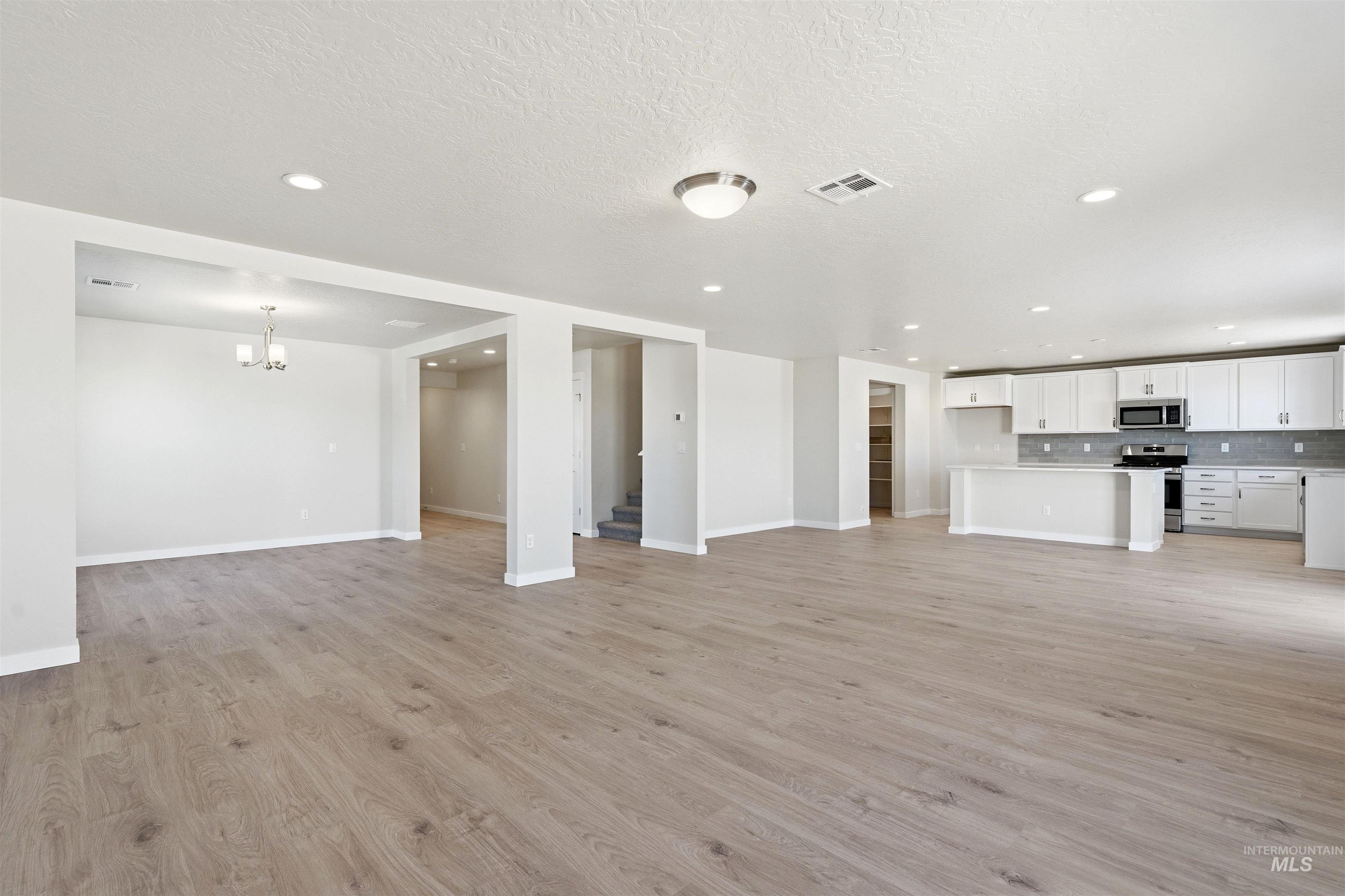 7640 E Meriwether Dr, Nampa, Idaho 83687, 4 Bedrooms, 3.5 Bathrooms, Residential For Sale, Price $506,990, 98982090