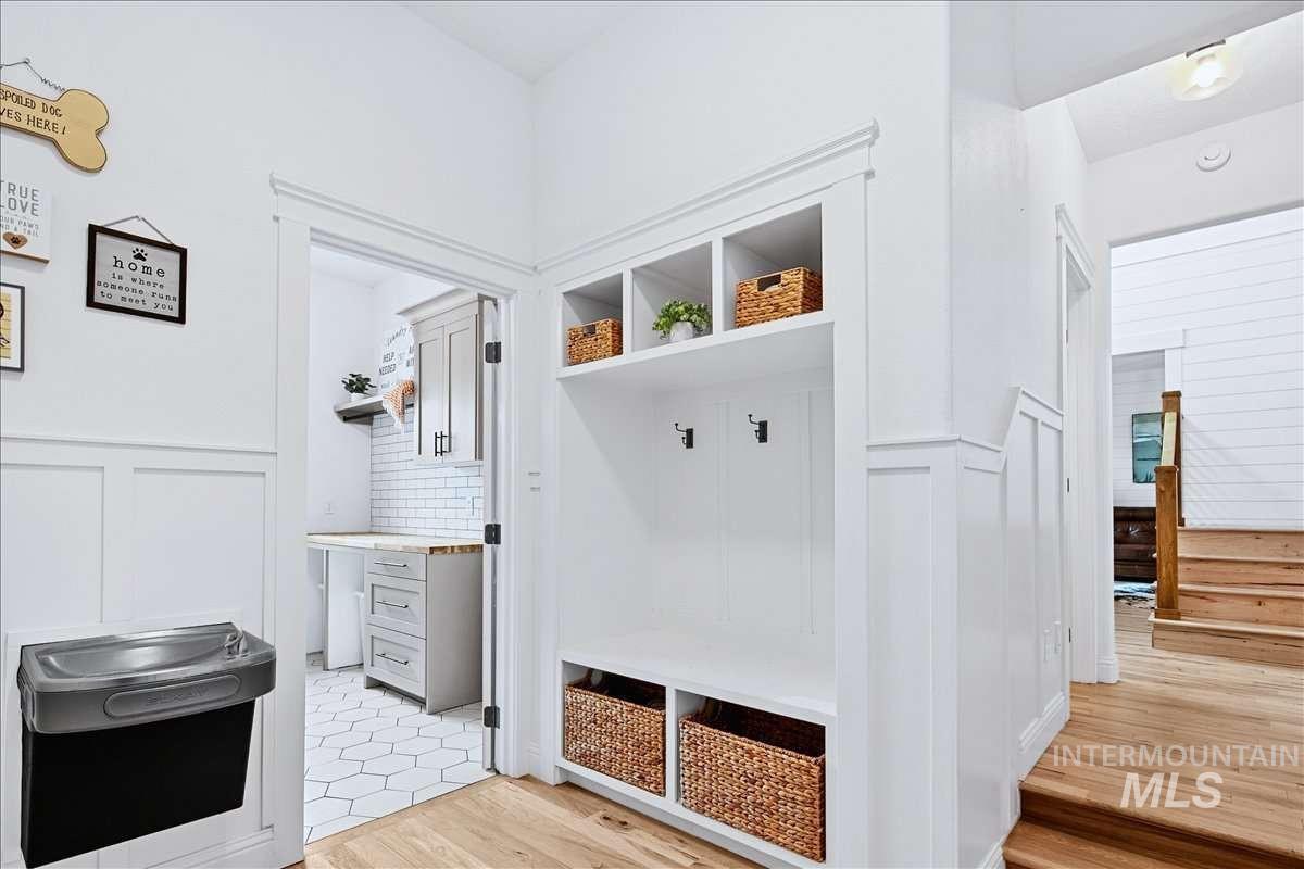 7933 S Old Farm Lane, Meridian, Idaho 83642, 5 Bedrooms, 4 Bathrooms, Residential For Sale, Price $1,649,000, 98982092