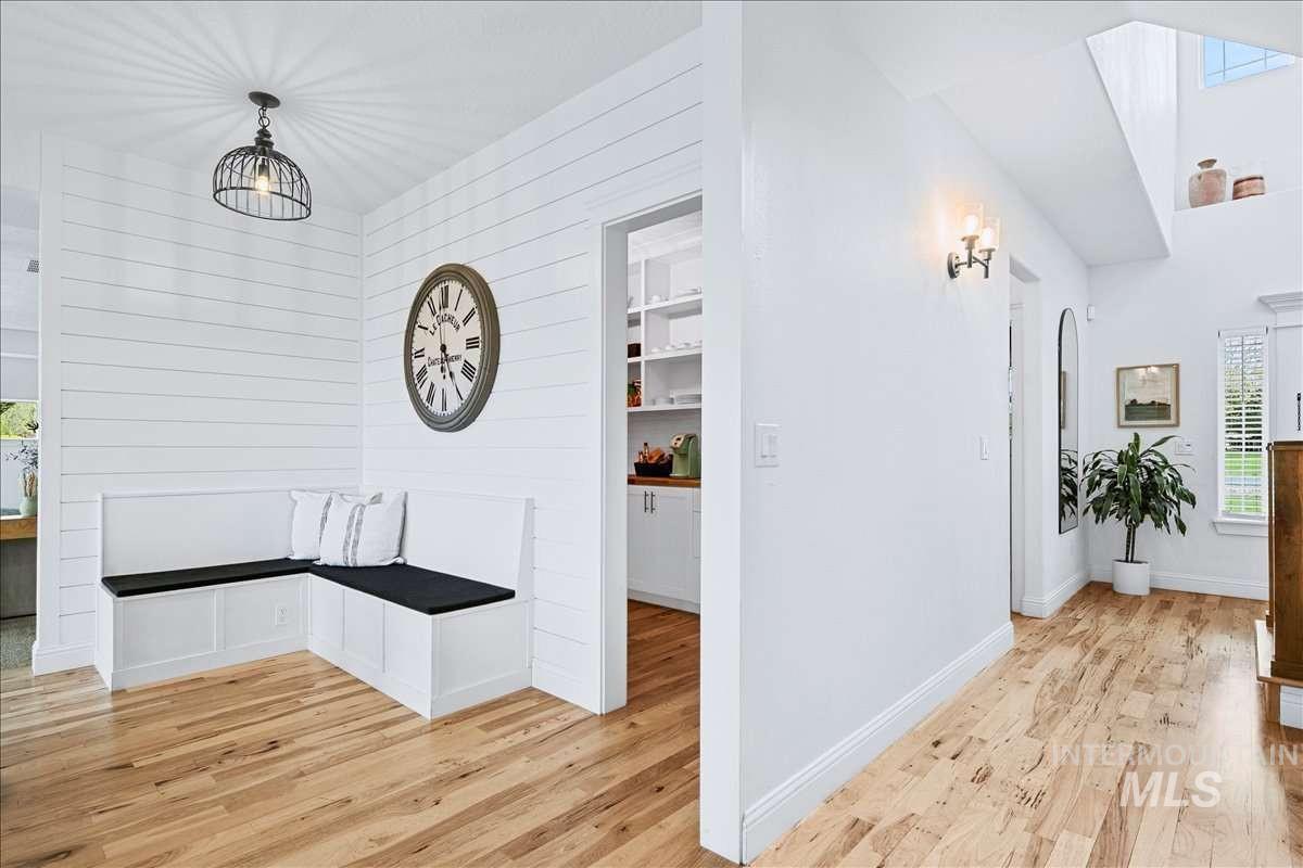 7933 S Old Farm Lane, Meridian, Idaho 83642, 5 Bedrooms, 4 Bathrooms, Residential For Sale, Price $1,649,000, 98982092