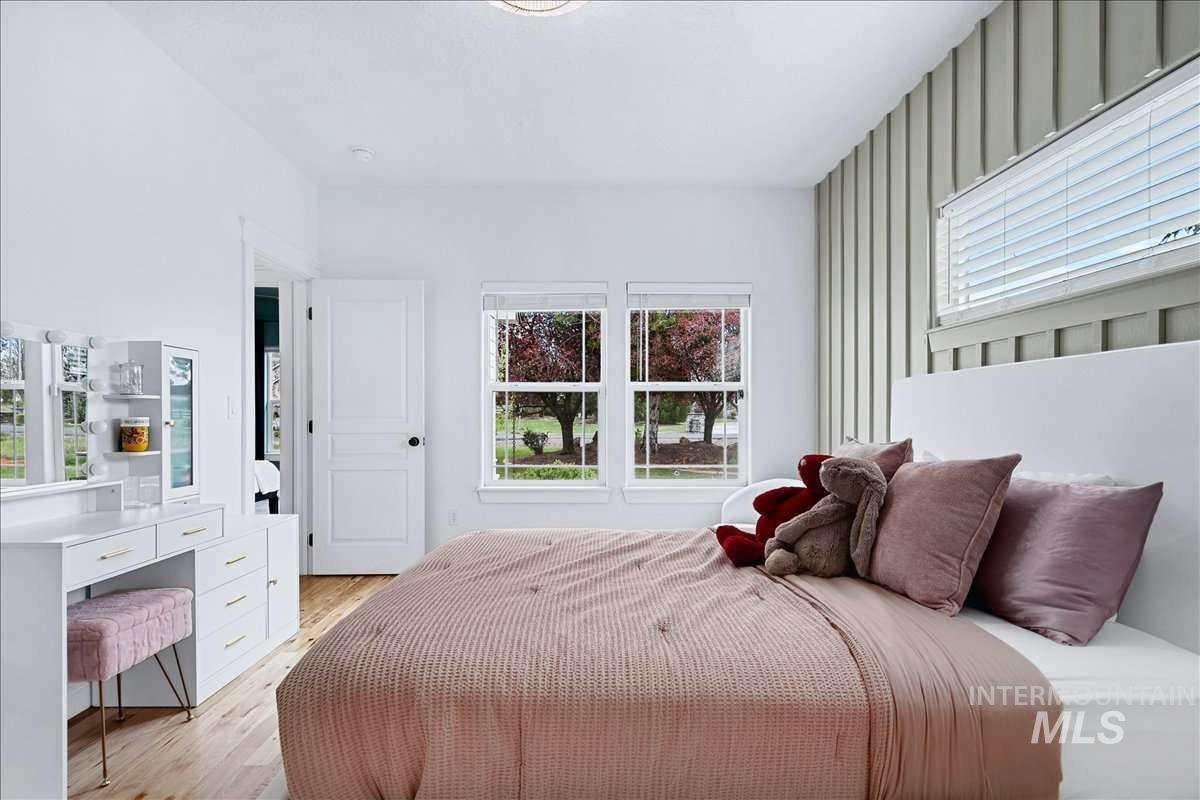 7933 S Old Farm Lane, Meridian, Idaho 83642, 5 Bedrooms, 4 Bathrooms, Residential For Sale, Price $1,649,000, 98982092