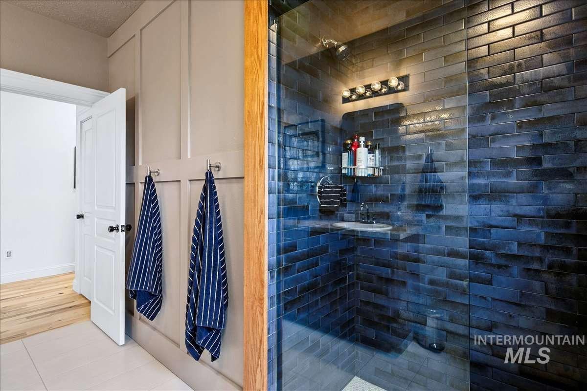 7933 S Old Farm Lane, Meridian, Idaho 83642, 5 Bedrooms, 4 Bathrooms, Residential For Sale, Price $1,649,000, 98982092