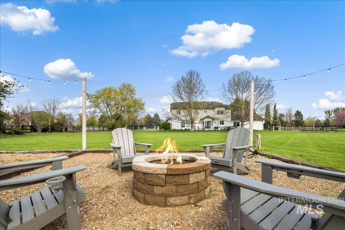 7933 S Old Farm Lane, Meridian, Idaho 83642, 5 Bedrooms, 4 Bathrooms, Residential For Sale, Price $1,649,000, 98982092