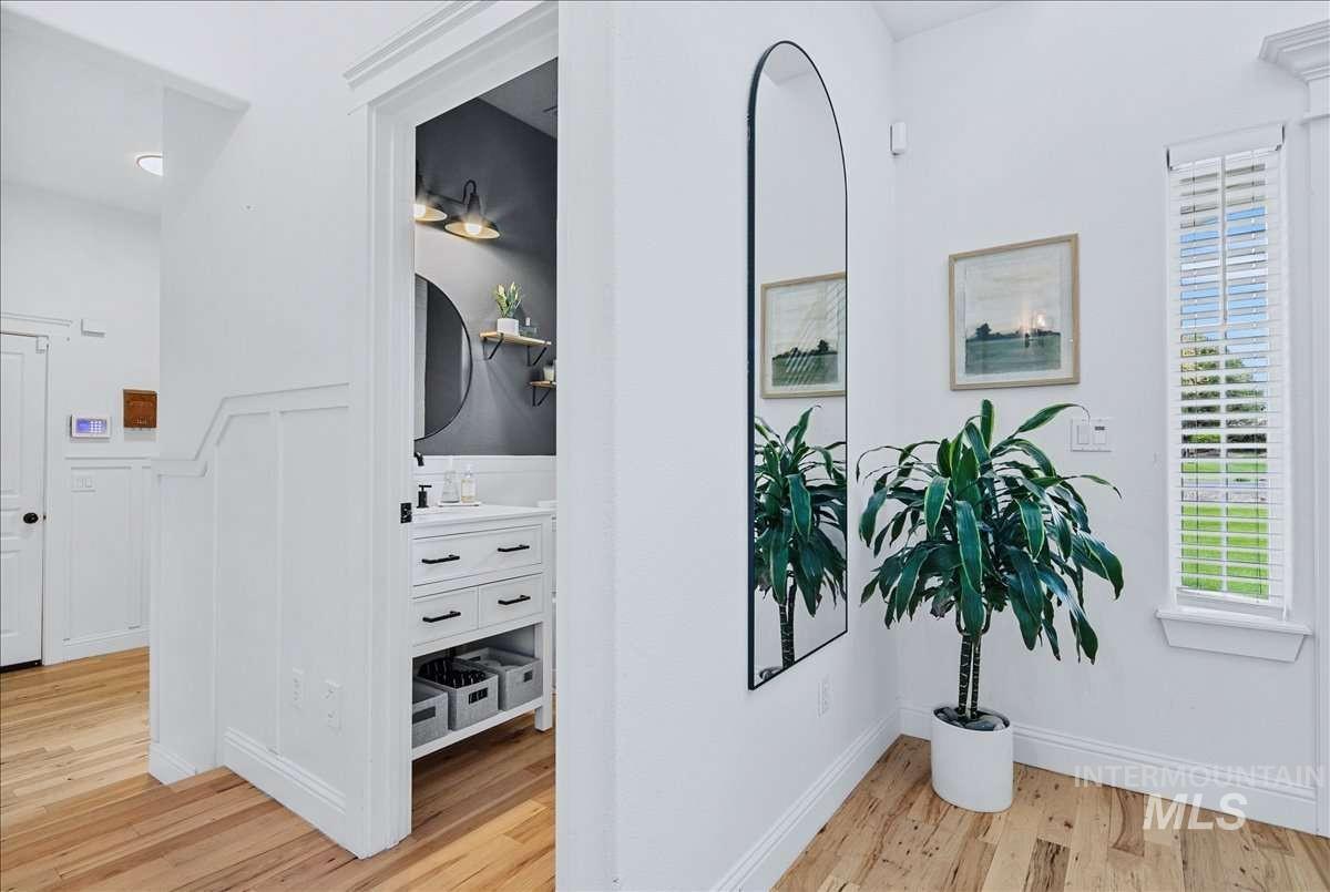 7933 S Old Farm Lane, Meridian, Idaho 83642, 5 Bedrooms, 4 Bathrooms, Residential For Sale, Price $1,649,000, 98982092