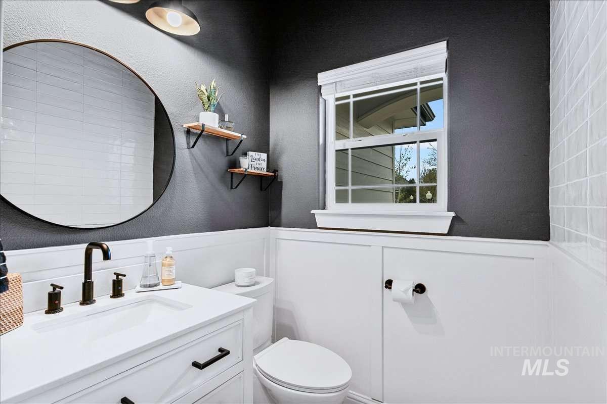 7933 S Old Farm Lane, Meridian, Idaho 83642, 5 Bedrooms, 4 Bathrooms, Residential For Sale, Price $1,649,000, 98982092