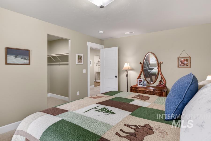 1341 Lande Lane, Moscow, Idaho 83843, 5 Bedrooms, 3 Bathrooms, Residential For Sale, Price $865,000,MLS 98982095