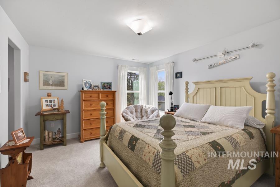 1341 Lande Lane, Moscow, Idaho 83843, 5 Bedrooms, 3 Bathrooms, Residential For Sale, Price $865,000,MLS 98982095