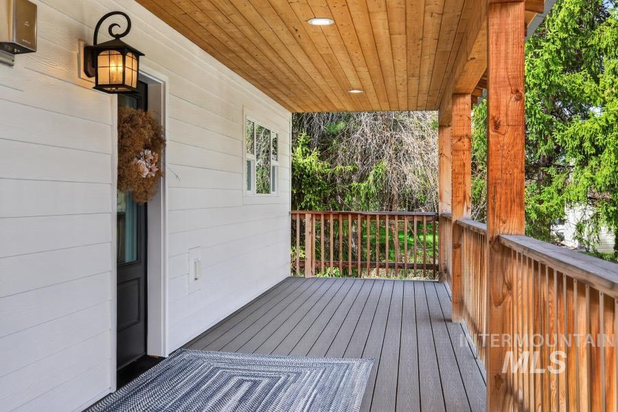 1341 Lande Lane, Moscow, Idaho 83843, 5 Bedrooms, 3 Bathrooms, Residential For Sale, Price $865,000,MLS 98982095