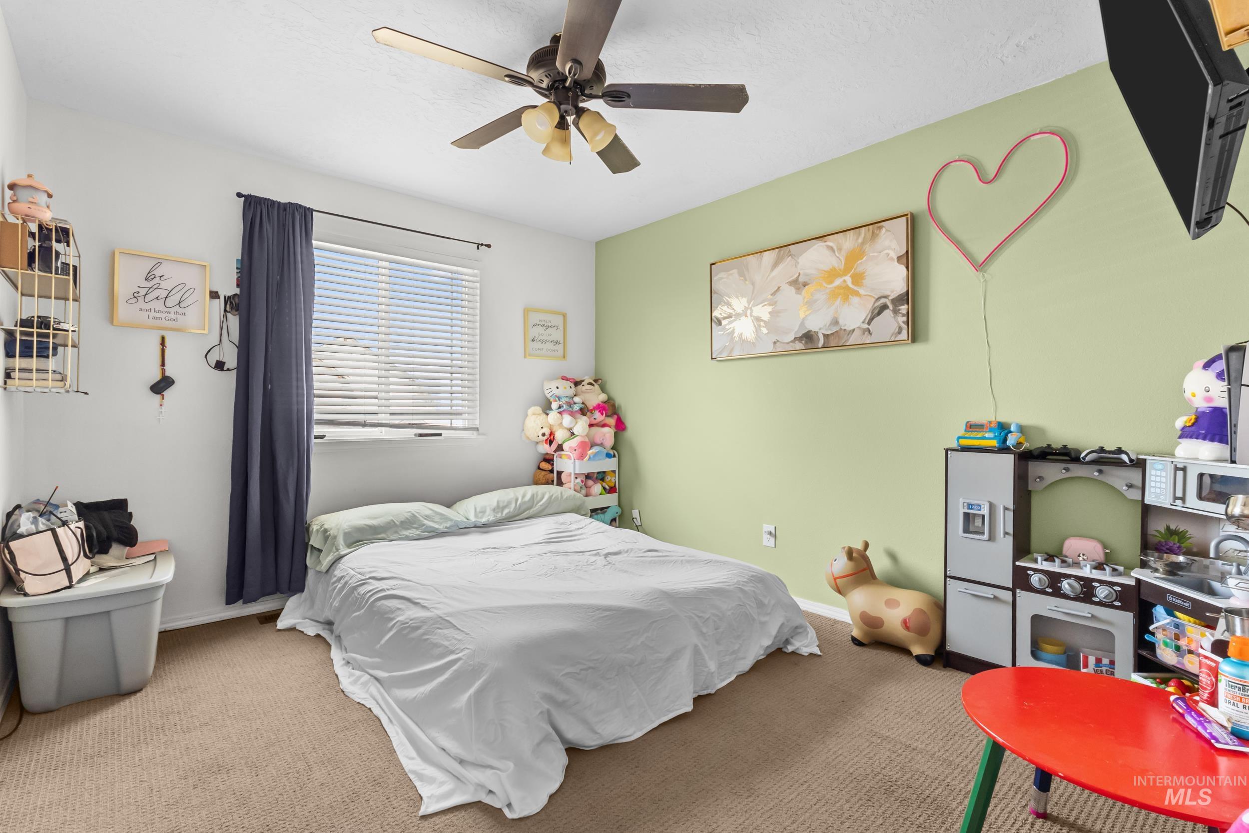 14 S Sugar loop, Nampa, Idaho 83686, 3 Bedrooms, 2.5 Bathrooms, Residential For Sale, Price $327,987, 98982096