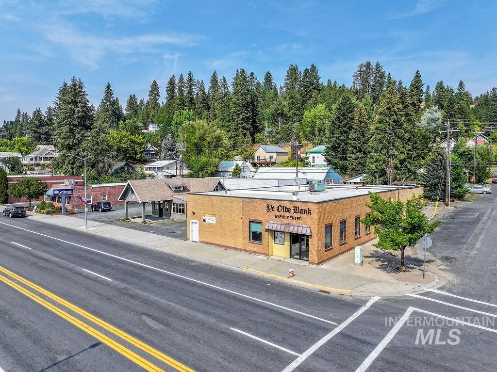 424 S Main St, Troy, Idaho 83871, Business/Commercial For Sale, Price $36,000, 98982097