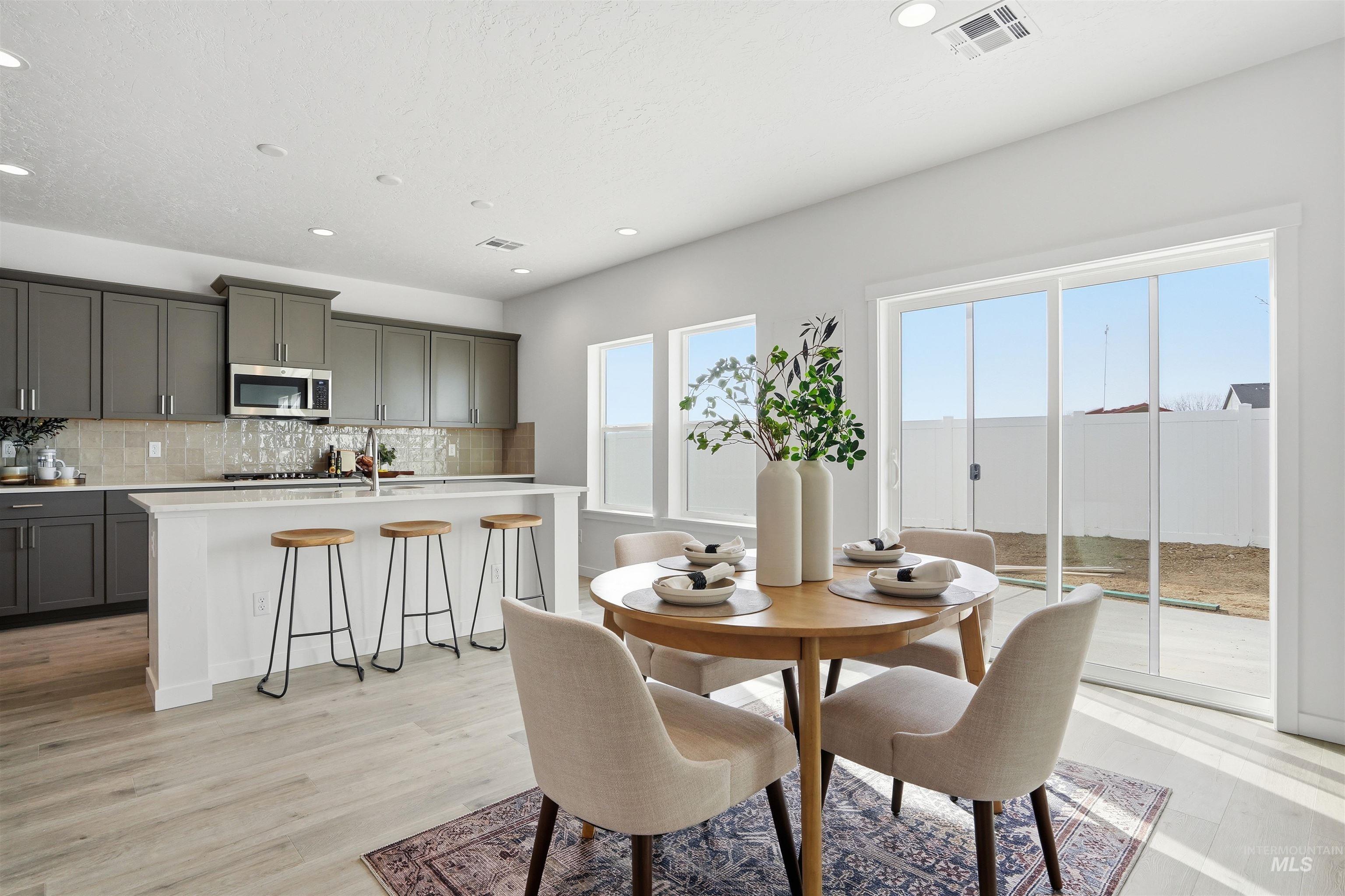 7608 E Dixon St, Nampa, Idaho 83687, 3 Bedrooms, 2.5 Bathrooms, Residential For Sale, Price $437,990, 98982101