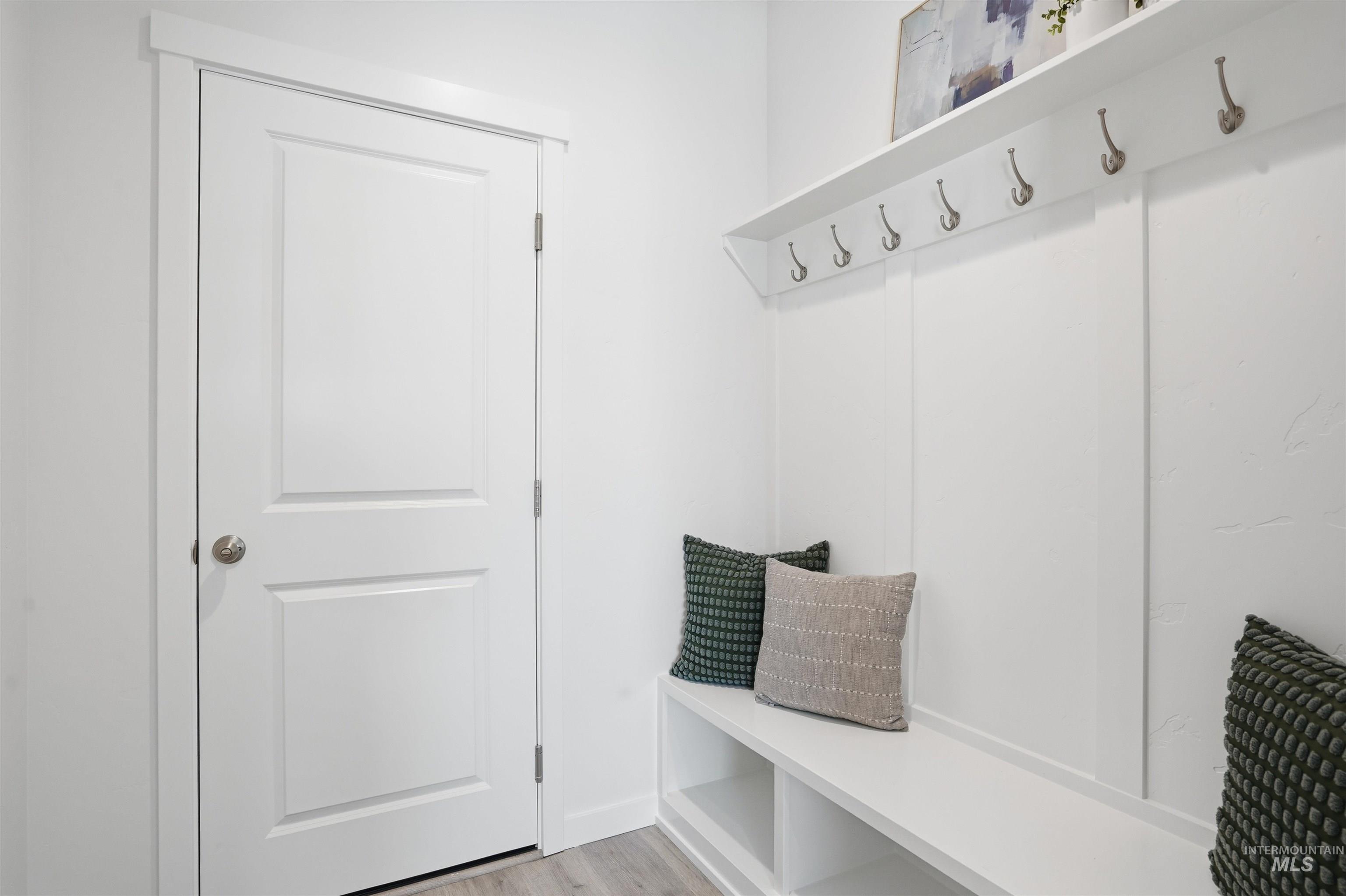 7608 E Dixon St, Nampa, Idaho 83687, 3 Bedrooms, 2.5 Bathrooms, Residential For Sale, Price $437,990, 98982101